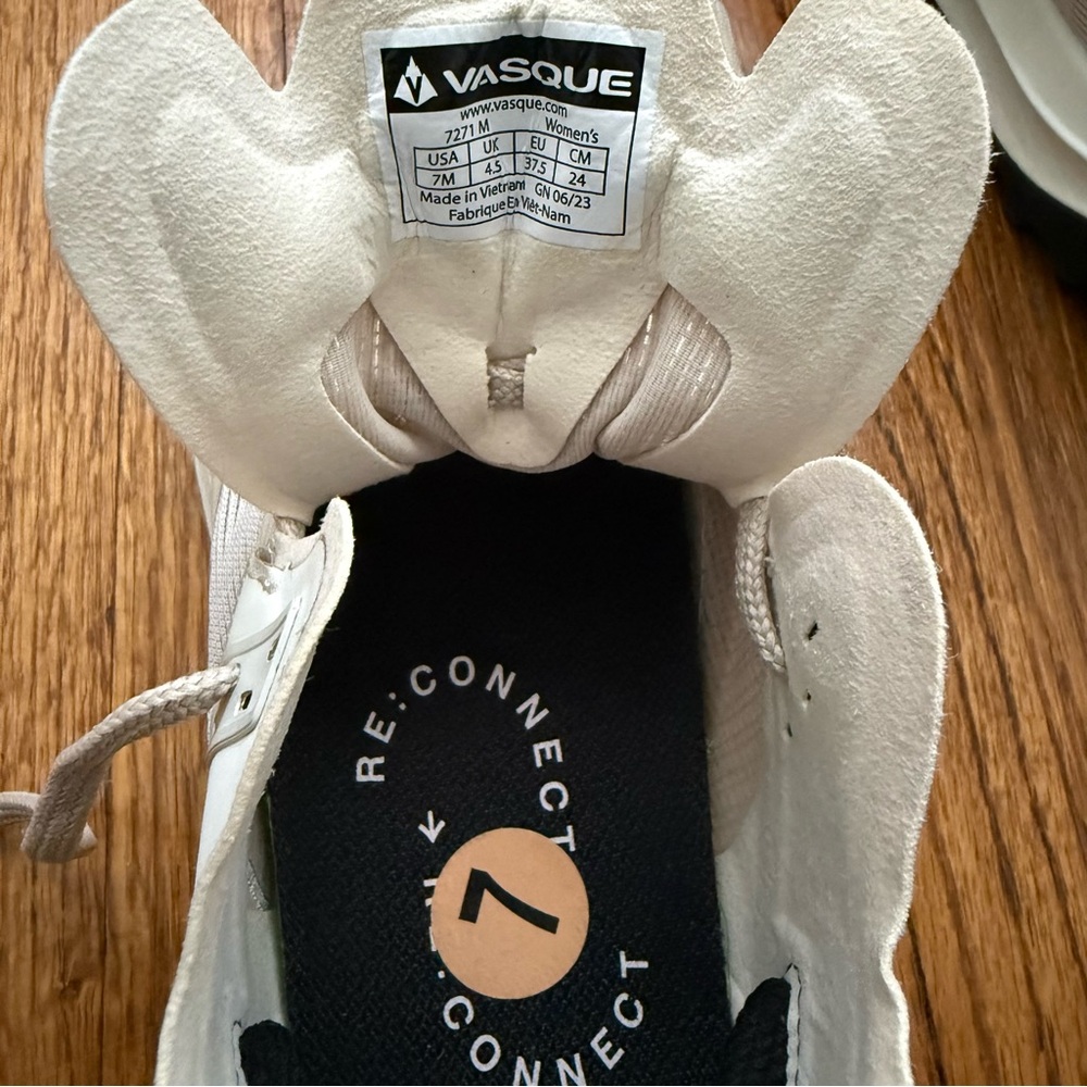 Vasque Re:Connect Here Mid Hiking Running Shoes - Picture 7 of 8